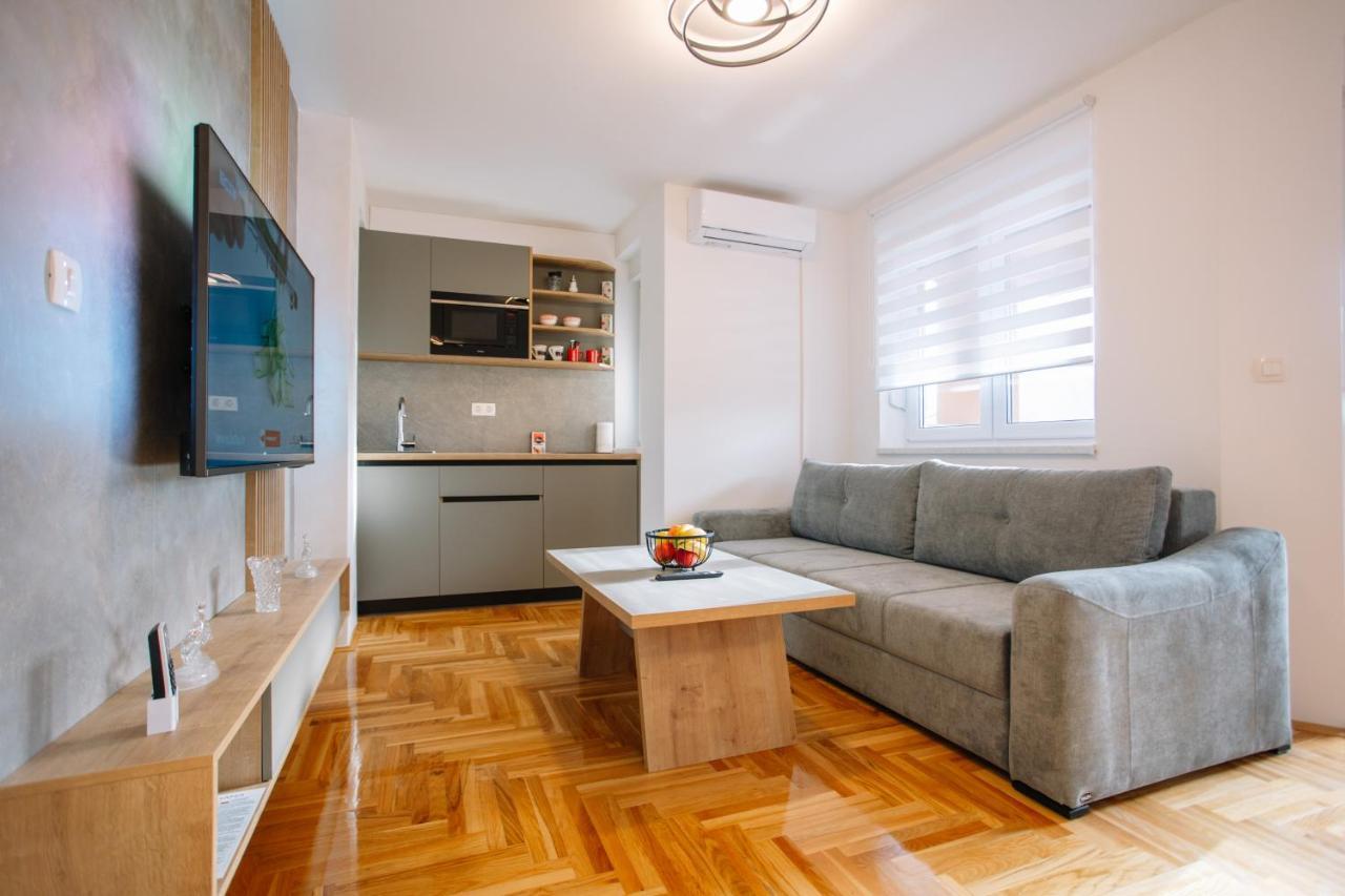 Apartments Hana City Center ลิฟโน ภายนอก รูปภาพ