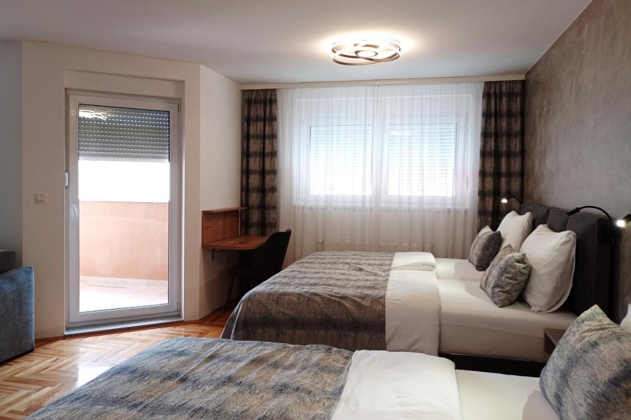 Apartments Hana City Center ลิฟโน ภายนอก รูปภาพ
